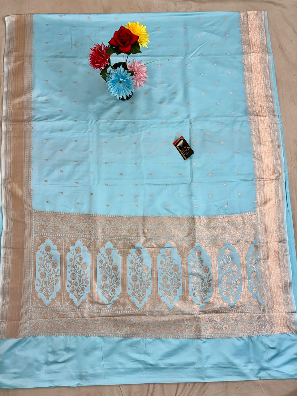 Lite firozi mushru banarasi silk saree very soft lite copur zari
