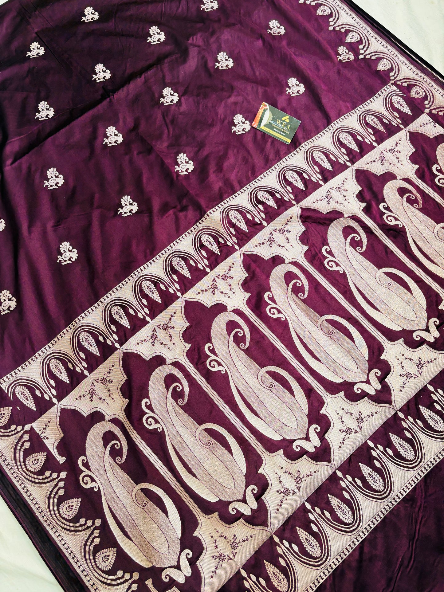 Premium Mahroon Katan Mashru Silk Banarasi Saree – Traditional Jacquard Zari Weaving