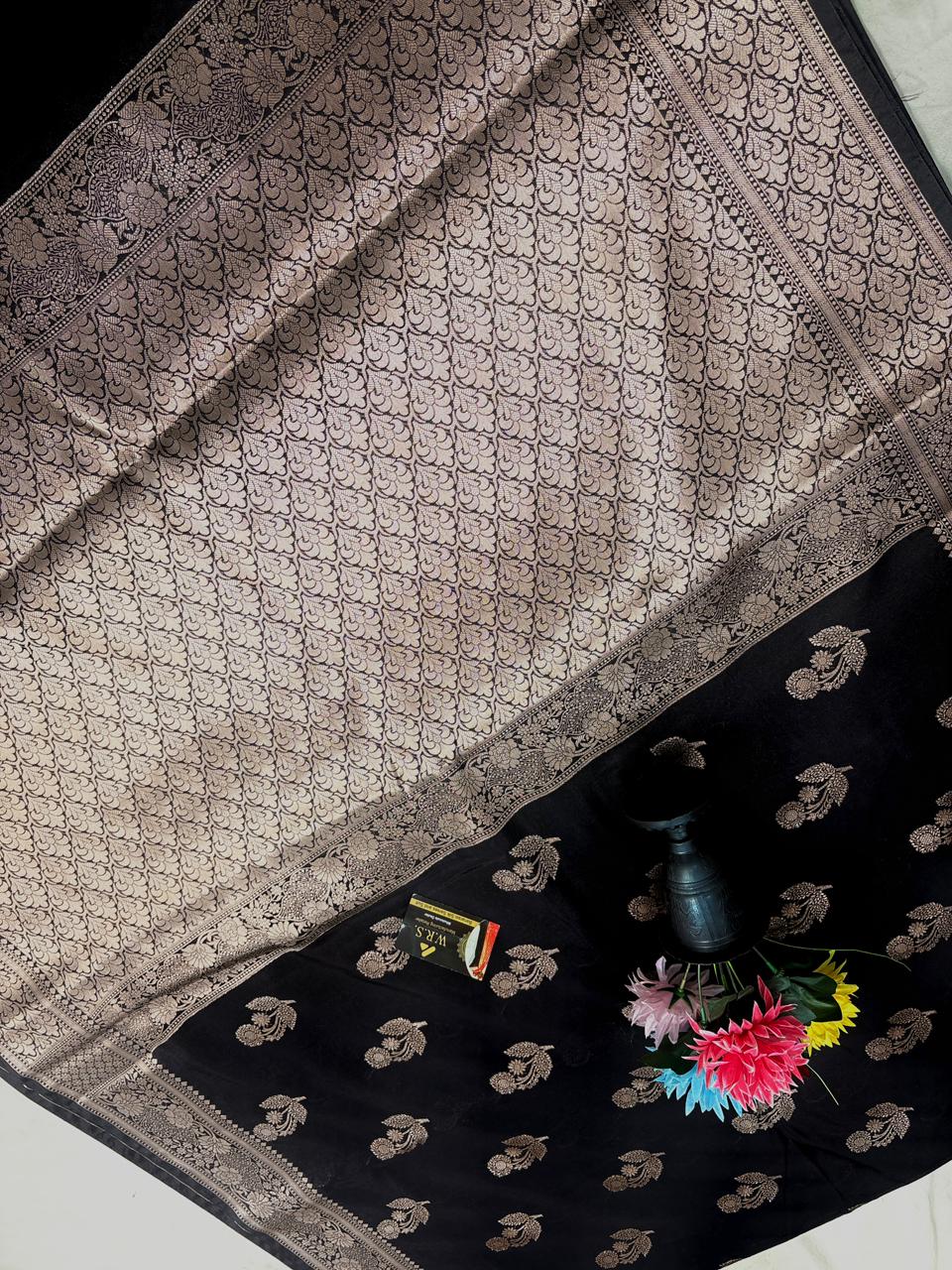 Black Viscose Banarasi Saree with Jacquard Zari Work β Soft & Elegant Wear