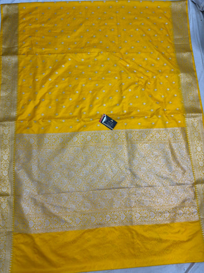 Gold  tussar  banarasi  silk  saree  tanchhui  lite  water  zari  special