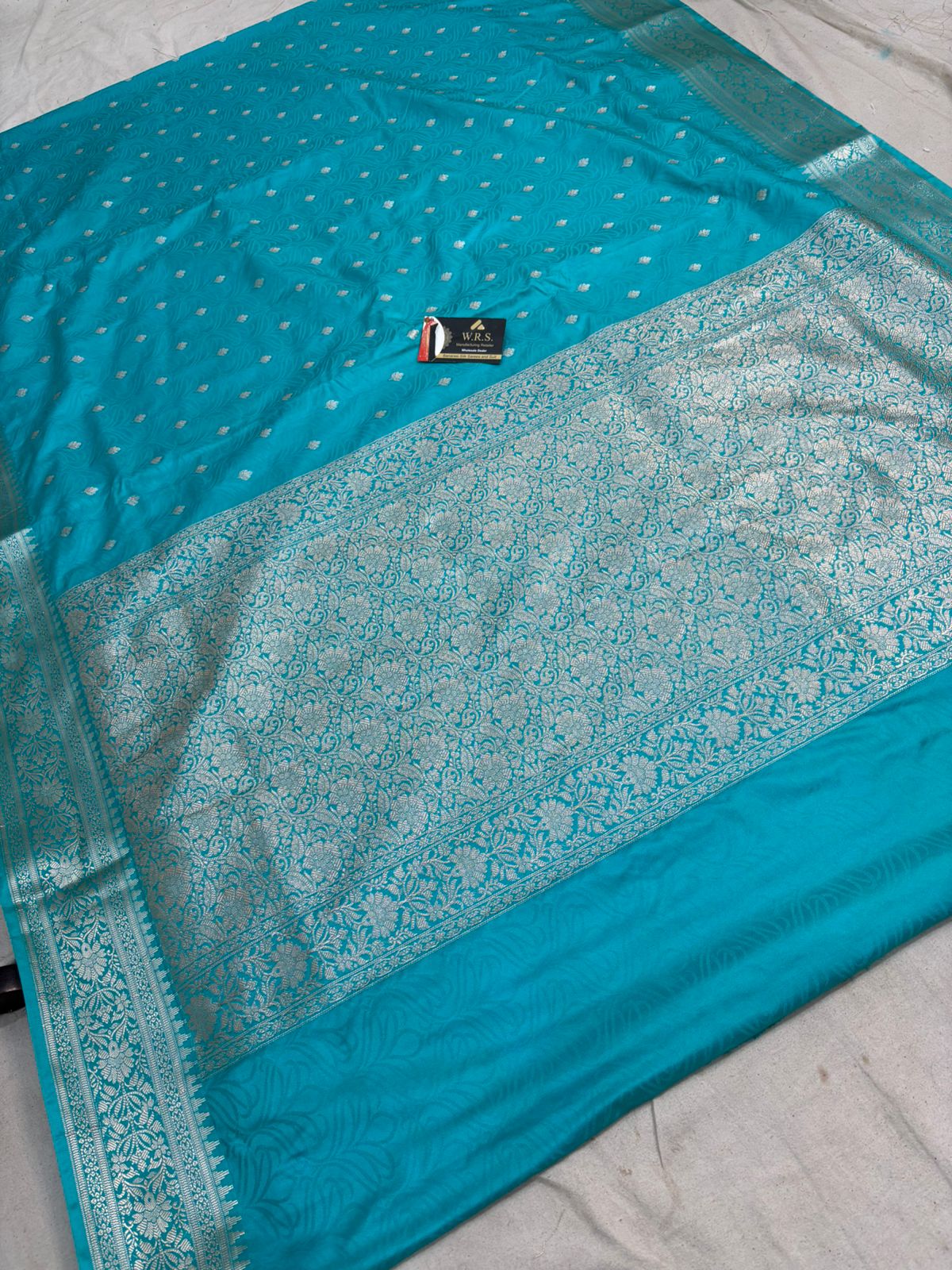 Lite  firozi  tussar banarasi silk saree tanchhui lite water zari special