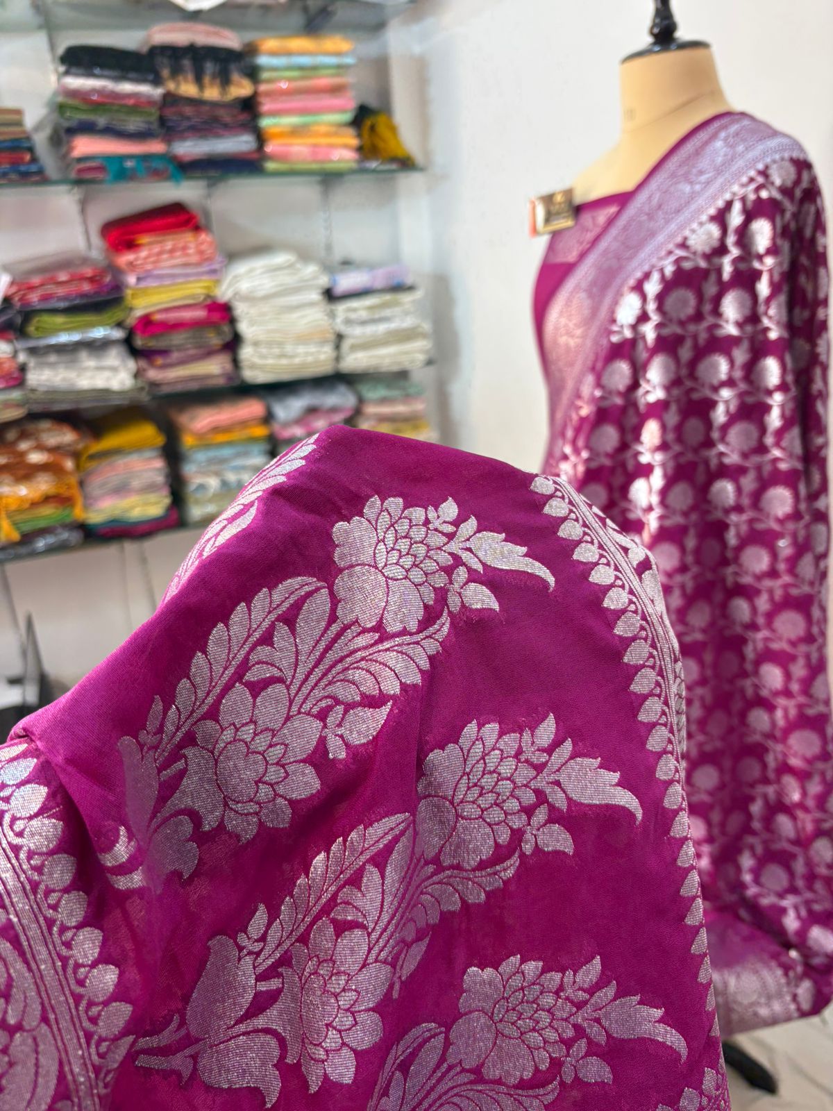 mehand  katan  georgette  banarasi  silk  saree  flower  jaal