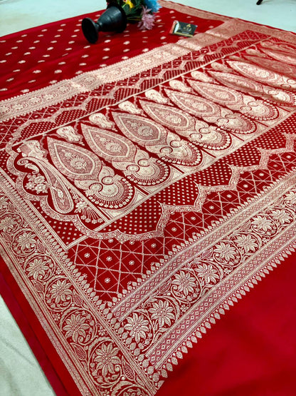 Red  katan satin  elegant  banarasi  silk  saree  lite  copur  zari