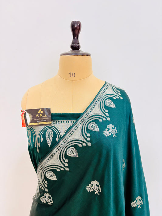 Premium Bottle Green Katan Mashru Silk Banarasi Saree – Traditional Jacquard Zari Weaving