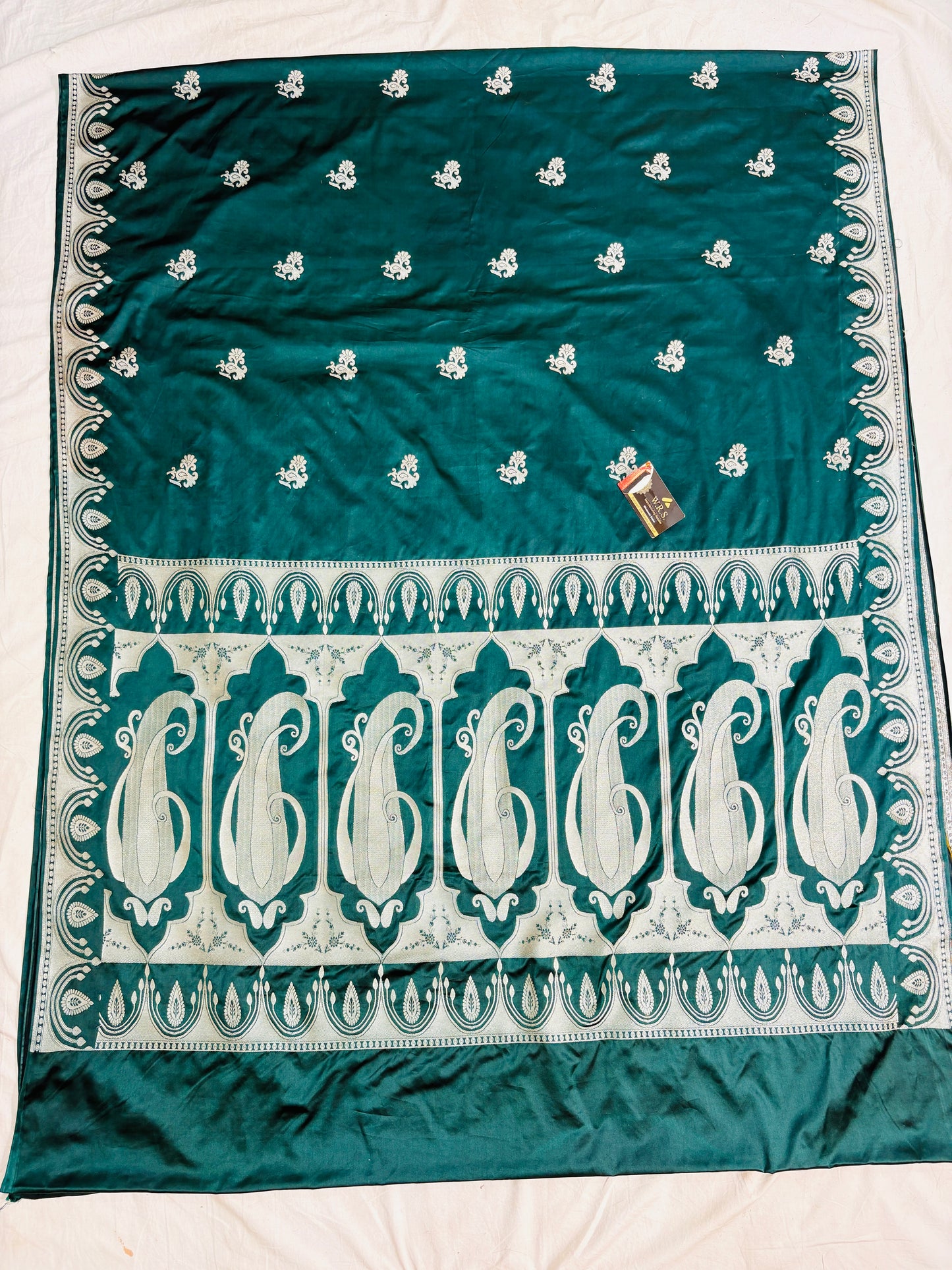 Premium Bottle Green Katan Mashru Silk Banarasi Saree – Traditional Jacquard Zari Weaving