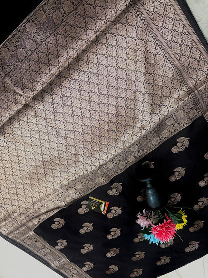 Black Viscose Banarasi Saree with Jacquard Zari Work – Soft & Elegant Wear