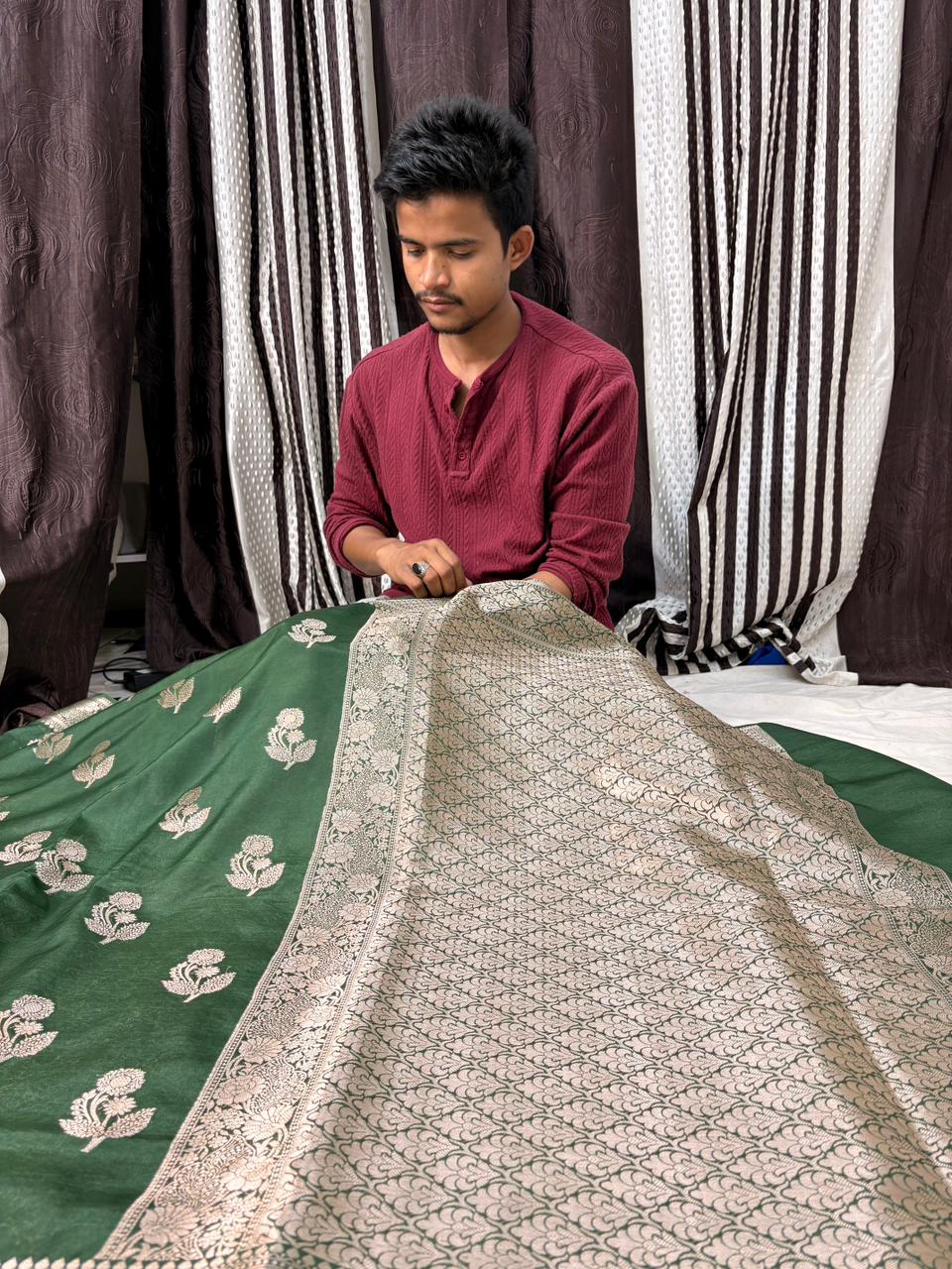 Rama Green Viscose Banarasi Saree with Jacquard Zari Work