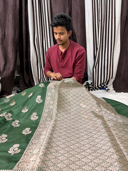 Rama Green Viscose Banarasi Saree with Jacquard Zari Work