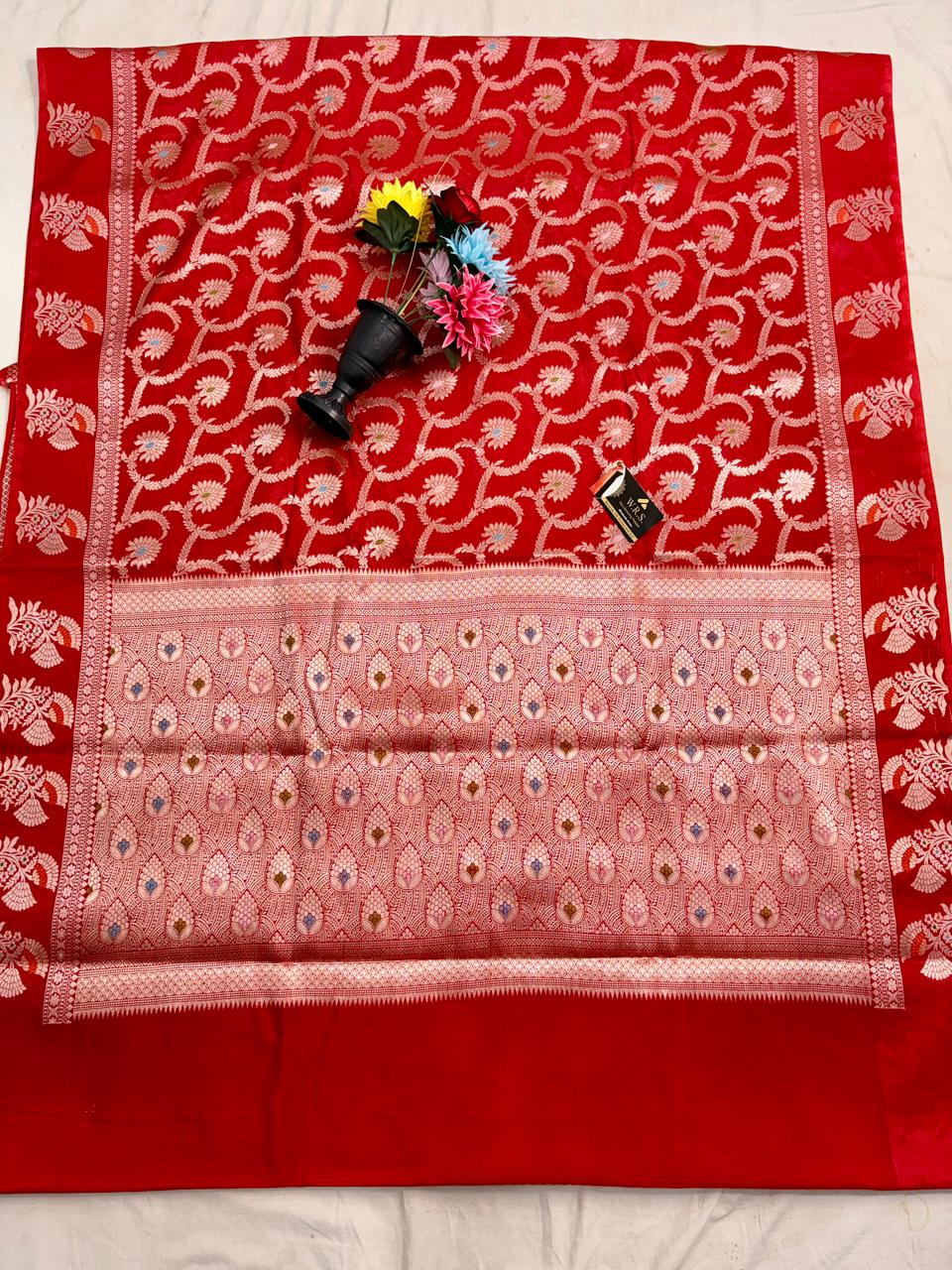 Classic Red Viscose Banarasi Saree with Jacquard Zari Work