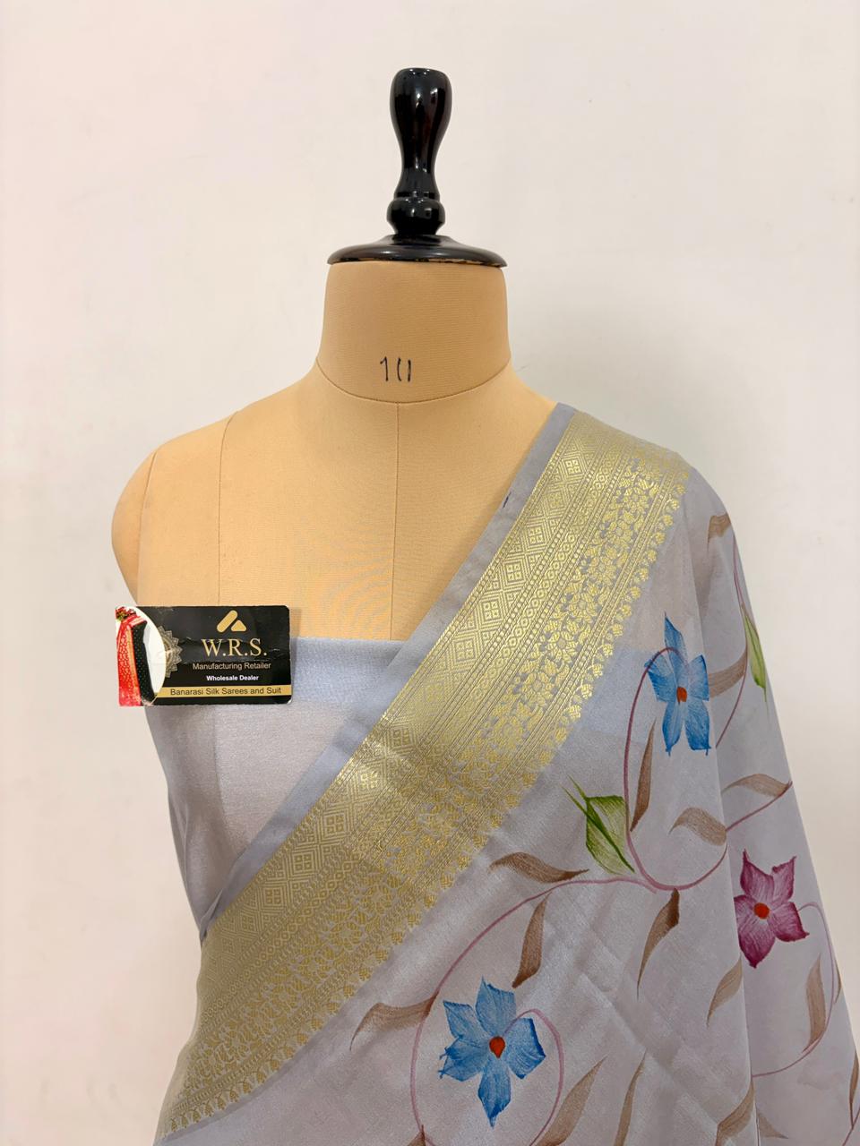 Silver Grey Chiniya Silk Banarasi Saree – Soft, Elegant & Traditional