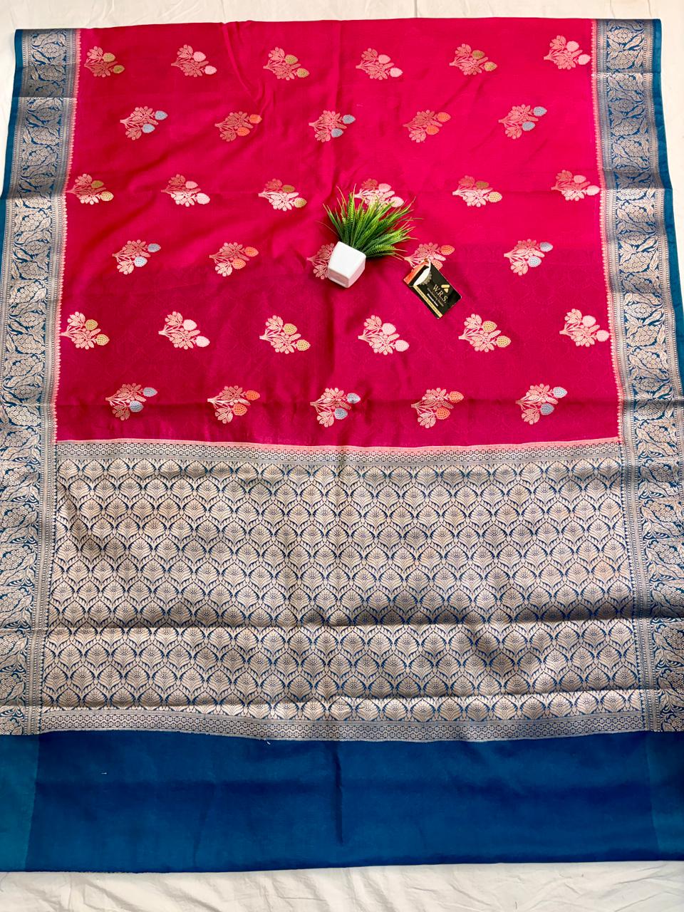Premium Red Viscose Jacquard Saree – Elegant Floral Zari Weaving