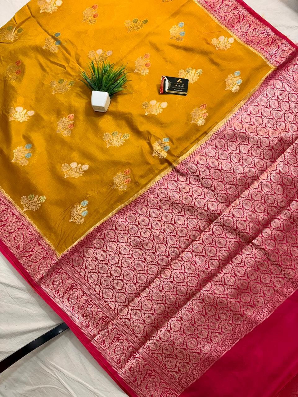 Premium Yellow Viscose Jacquard Saree – Elegant Floral Zari Weaving