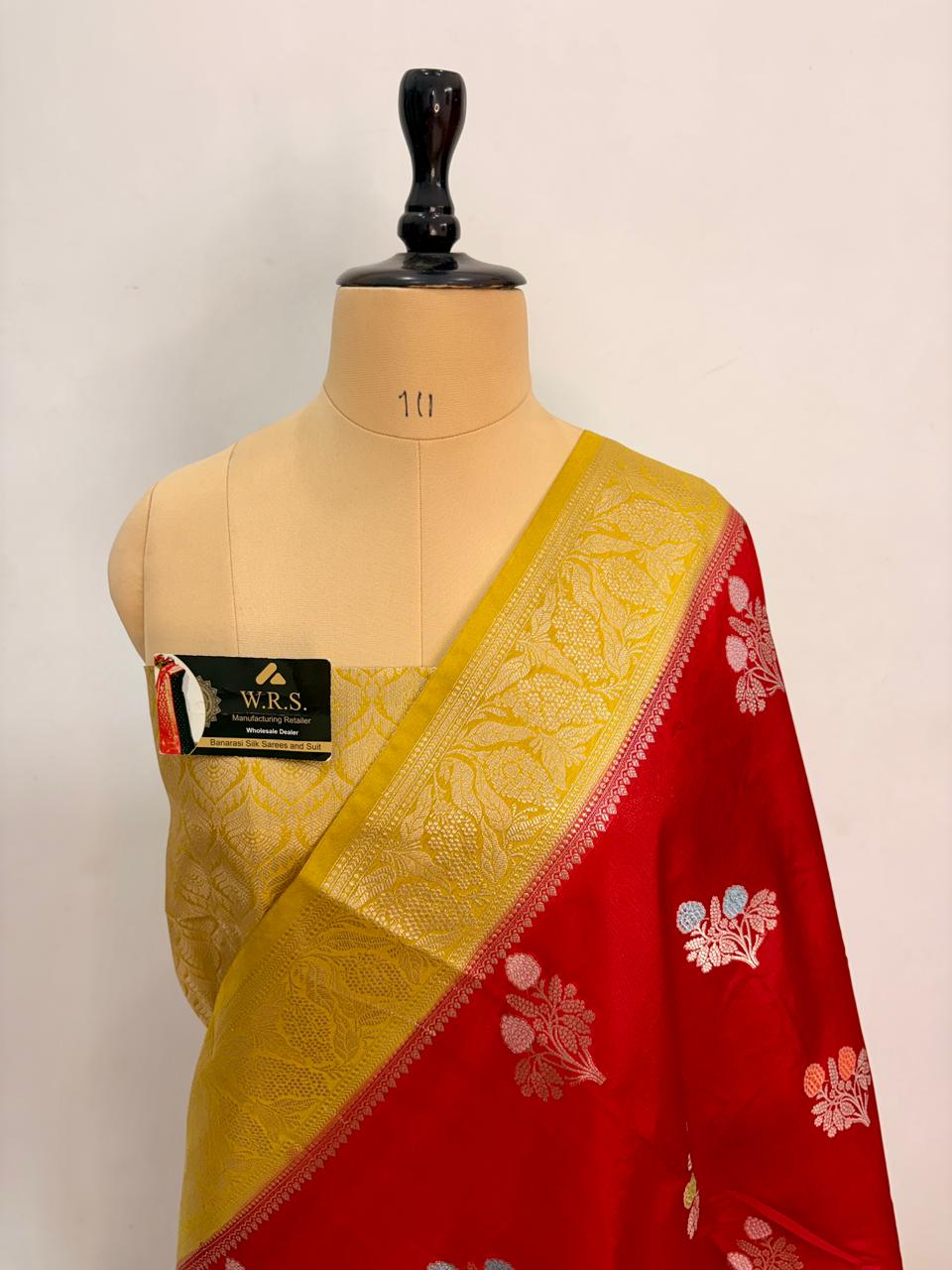 Premium Red Viscose Jacquard Saree – Elegant Floral Zari Weaving