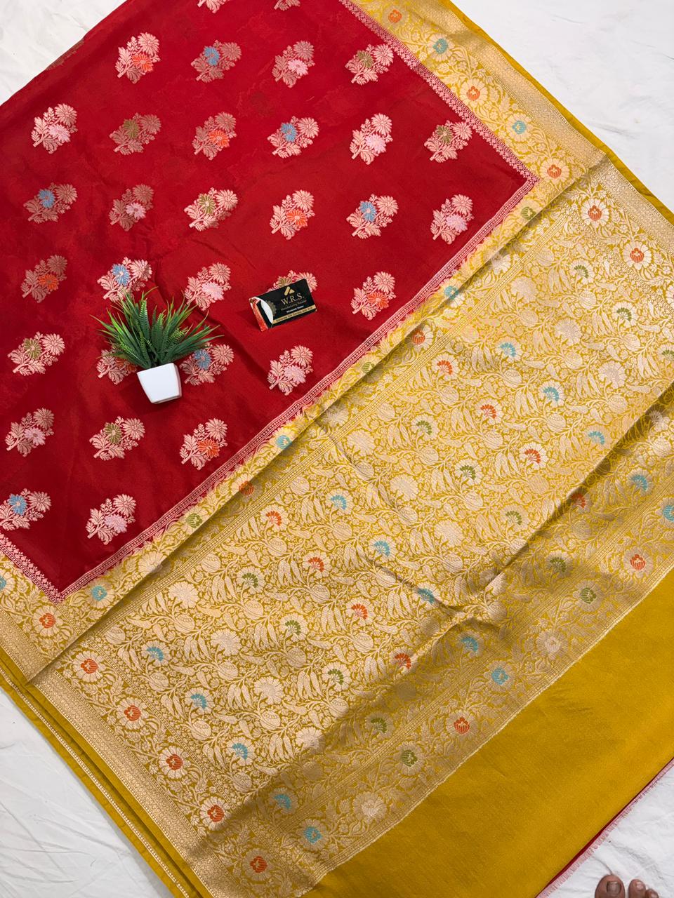 Premium Red Viscose Jacquard Saree – Elegant Floral Zari Weaving