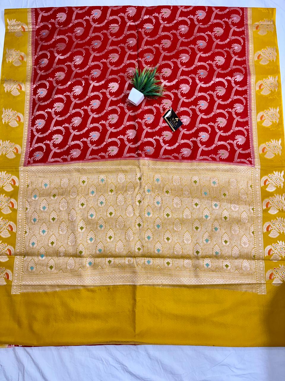 Premium Red Viscose Jacquard Saree – Elegant Floral Zari Weaving