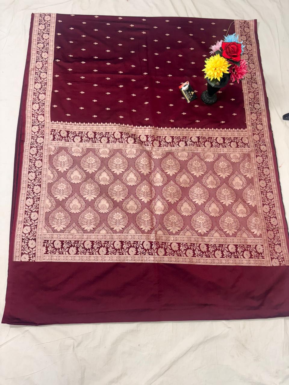 Katan Buti Banarasi Silk Saree (Multicolor)