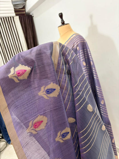 Grey Salab Buta Banarasi Silk Saree with Jacquard Work
