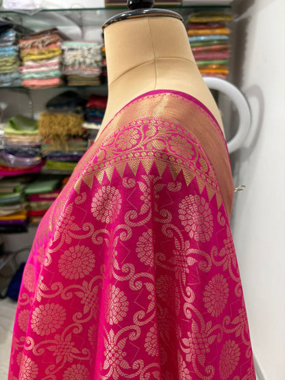 Rani Banarasi Silk Saree with Jacquard Zari Work – Elegant Party Wear