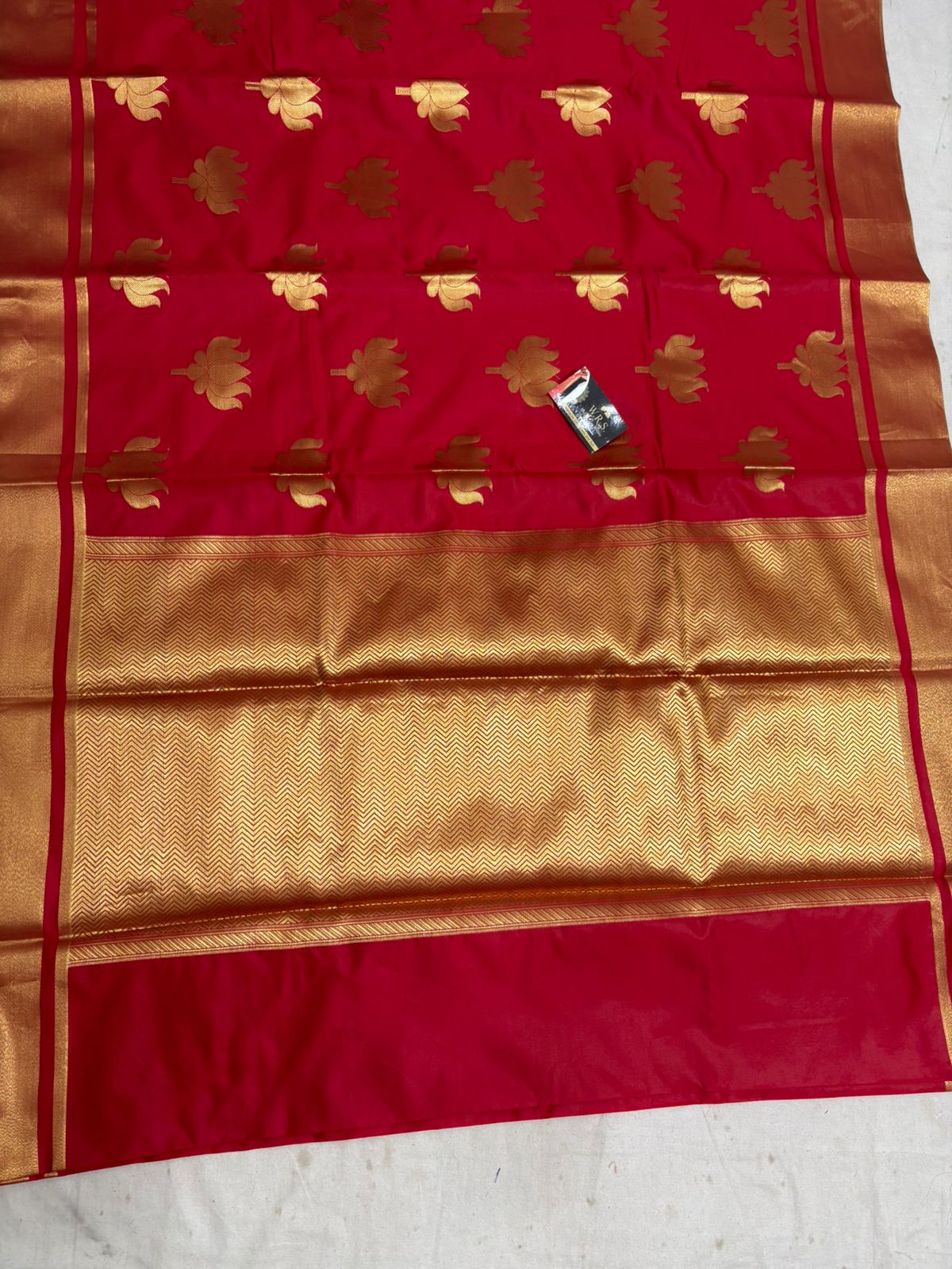 Banarasi Silk Saree – Red Kamal Cottonick with Jacquard Zari Work